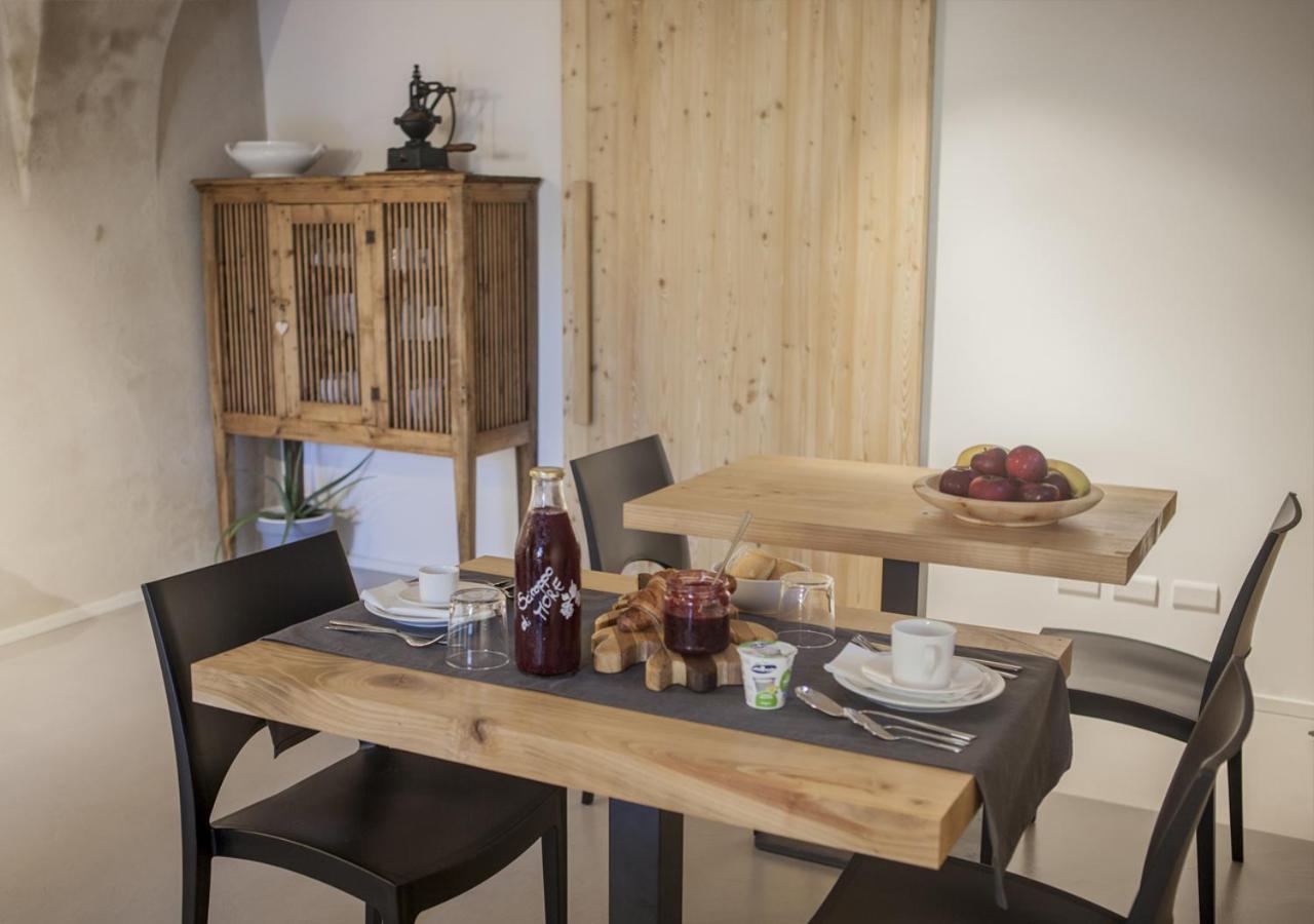 Agriturismo Farmhouse La Barberina カルチェラーニカ・アル・ラーゴ エクステリア 写真