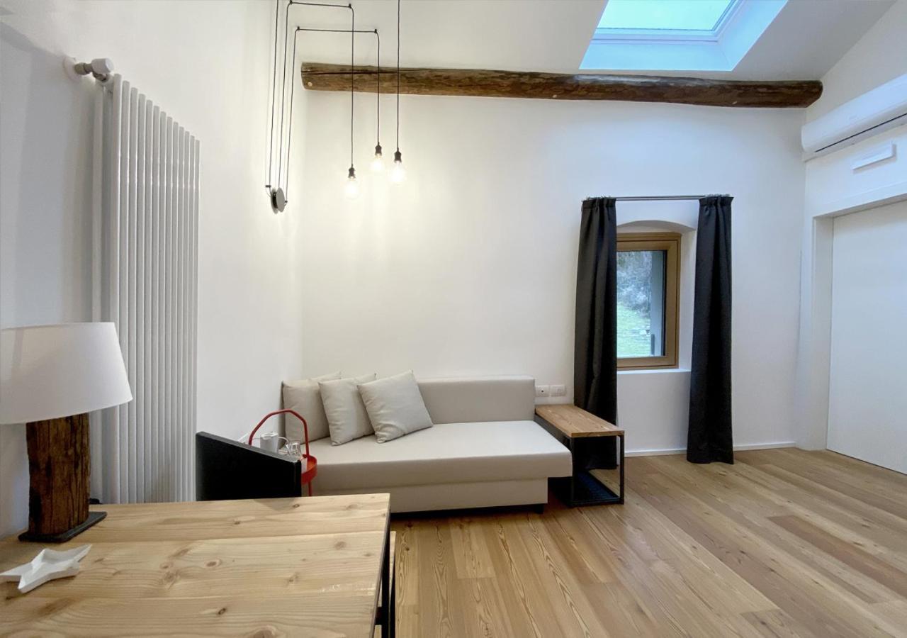 Agriturismo Farmhouse La Barberina カルチェラーニカ・アル・ラーゴ エクステリア 写真