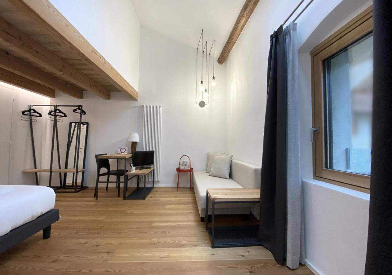 Agriturismo Farmhouse La Barberina カルチェラーニカ・アル・ラーゴ エクステリア 写真